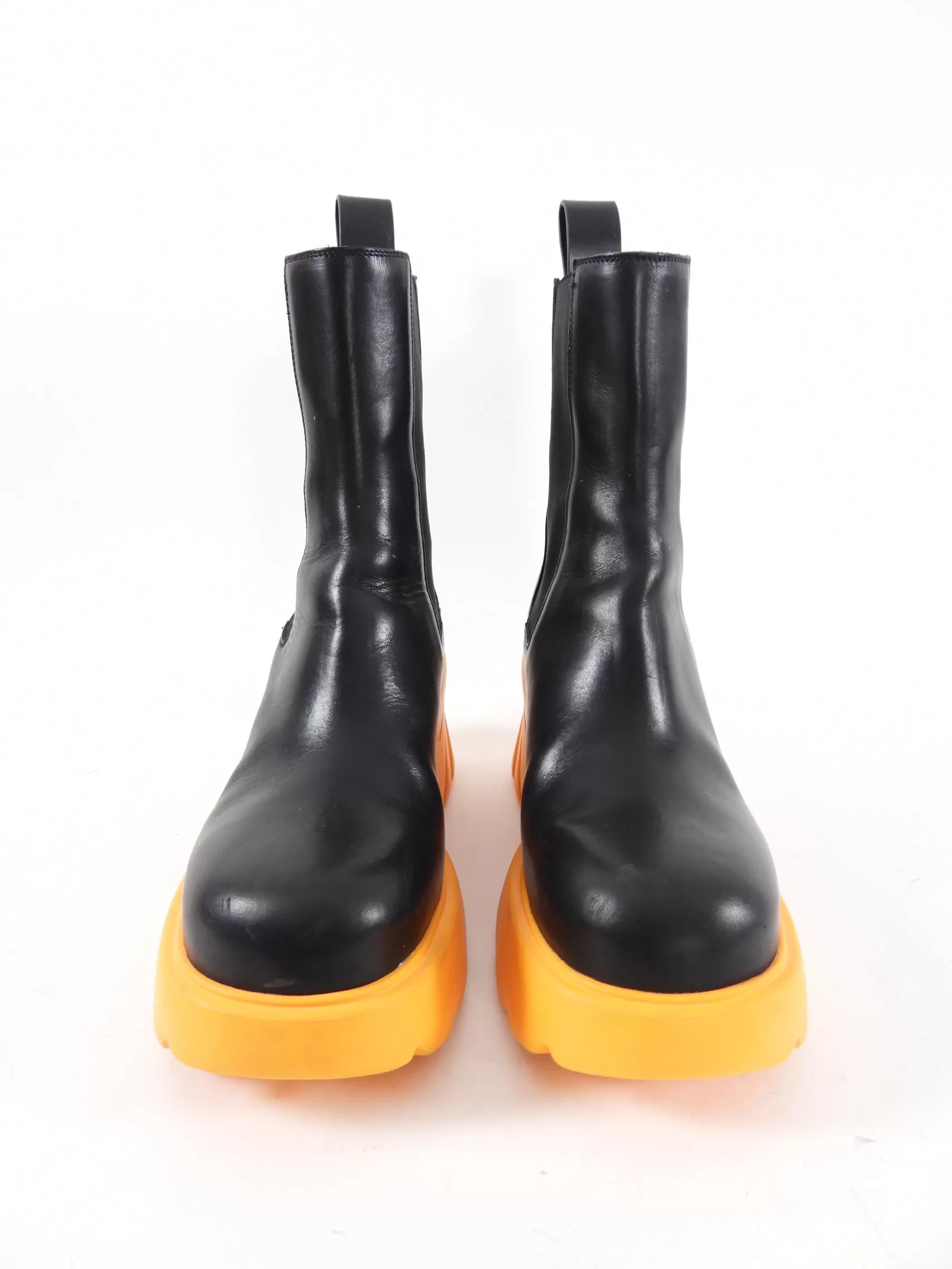 Bottega Veneta Black Leather and Orange Rubber Flash Boots - 40