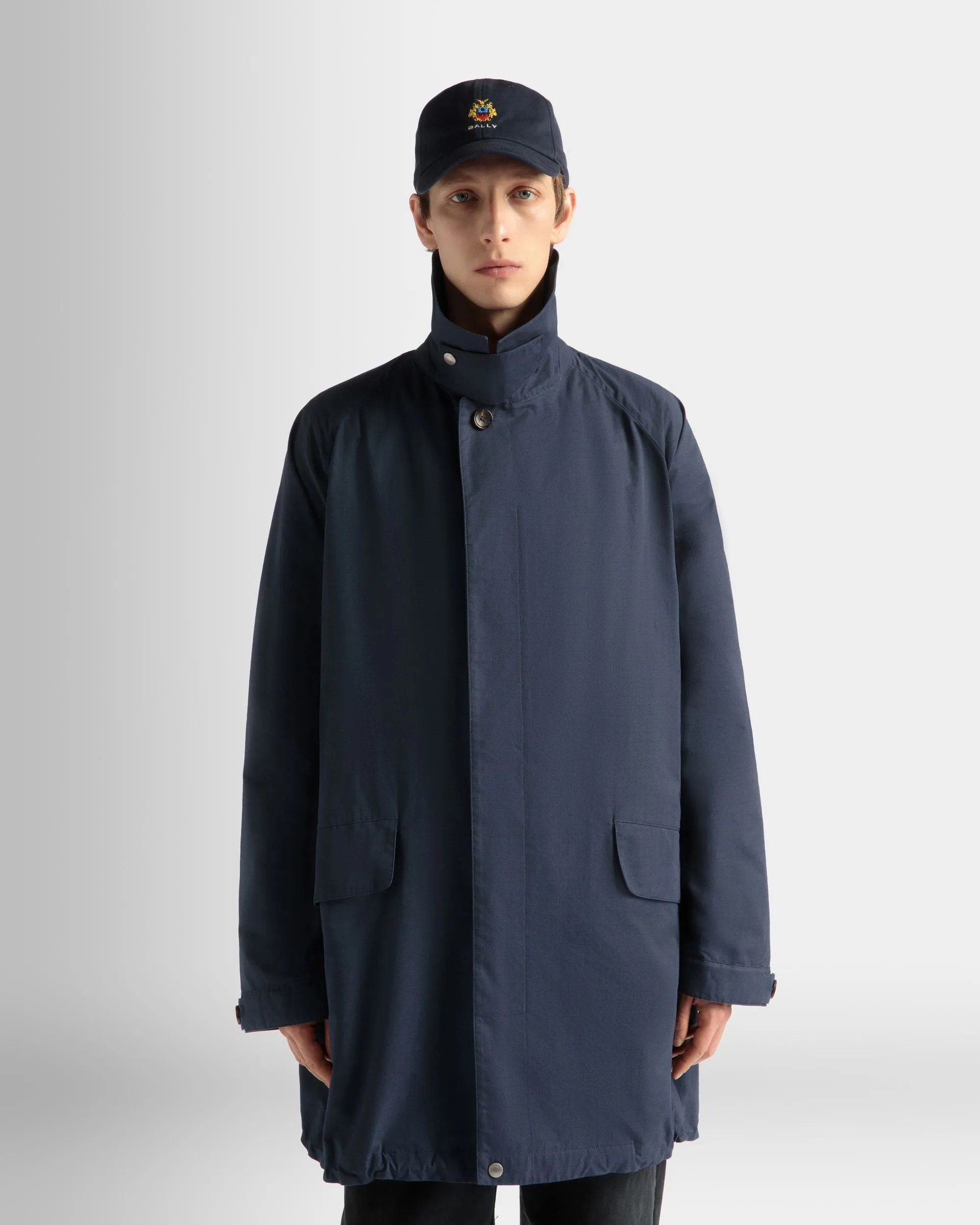 Coat in Navy Blue Nylon 