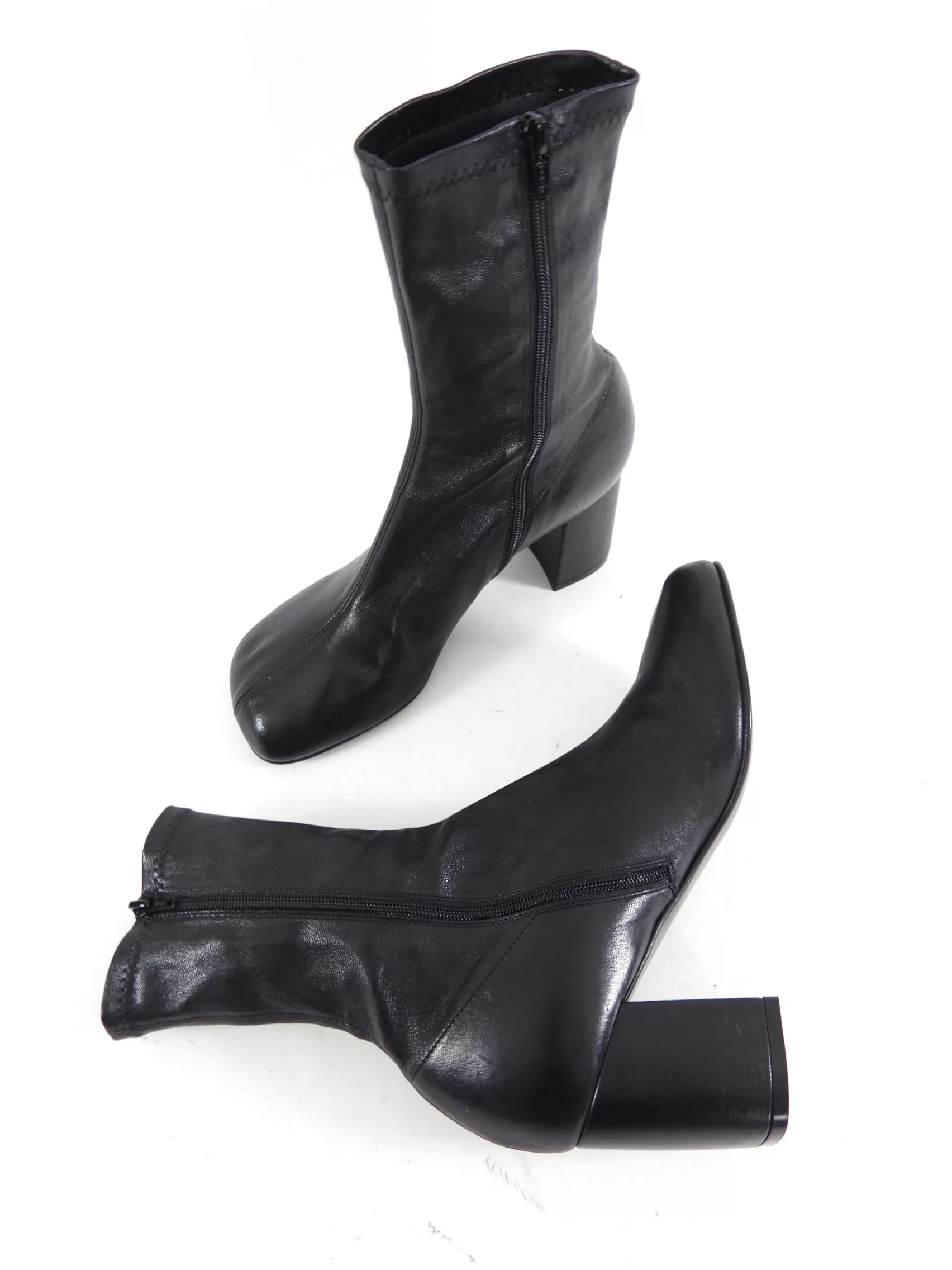 Dries Van Noten Black Nappa Leather Ankle Boot - 7