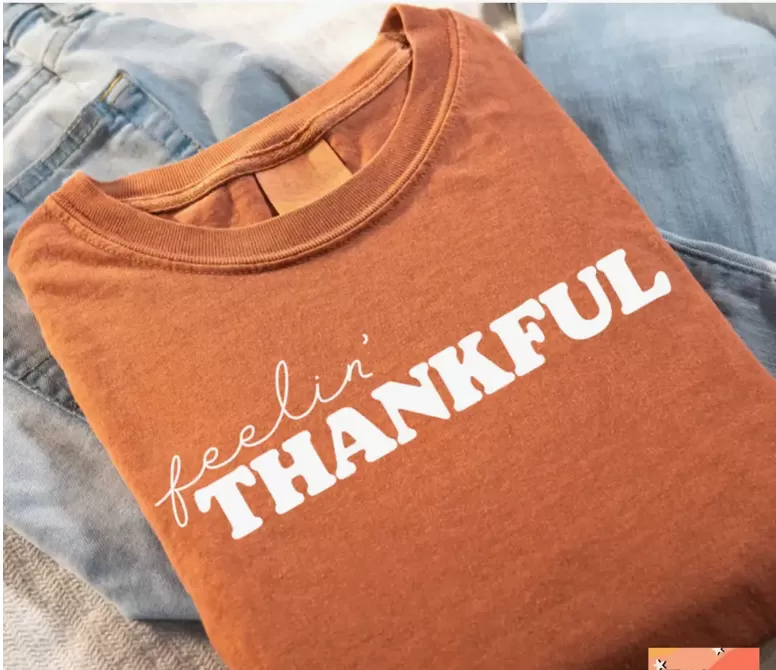 Feelin' Thankful Fall Graphic Tee