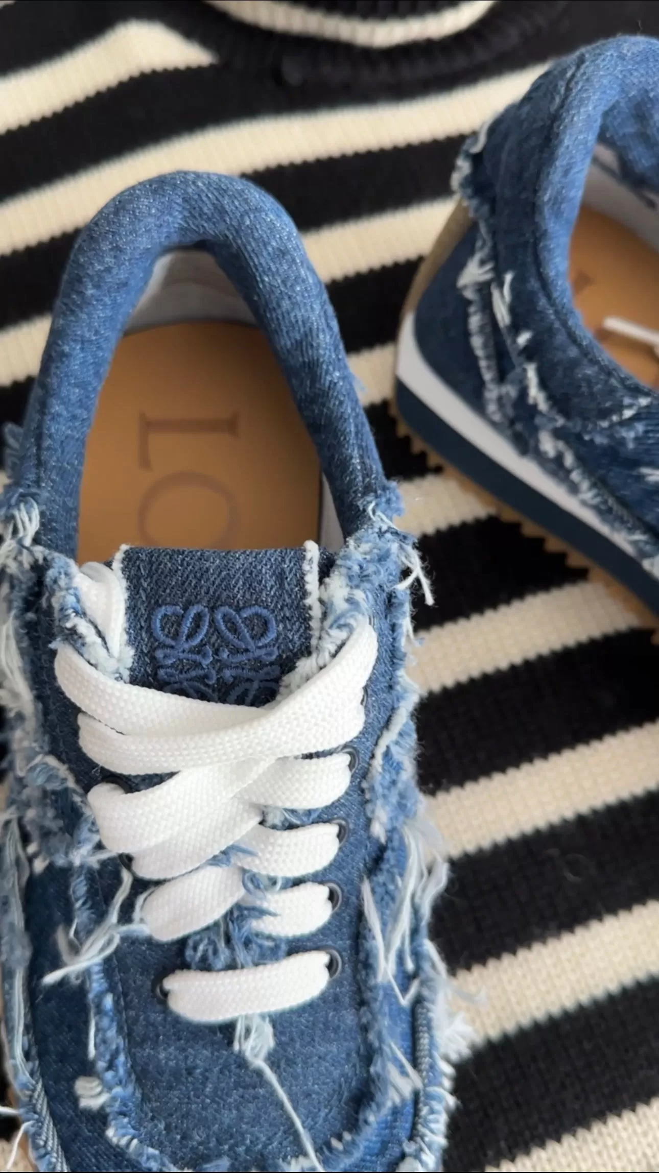 Loewe Blue Denim Anagram Frayed Edge Sneakers - 37