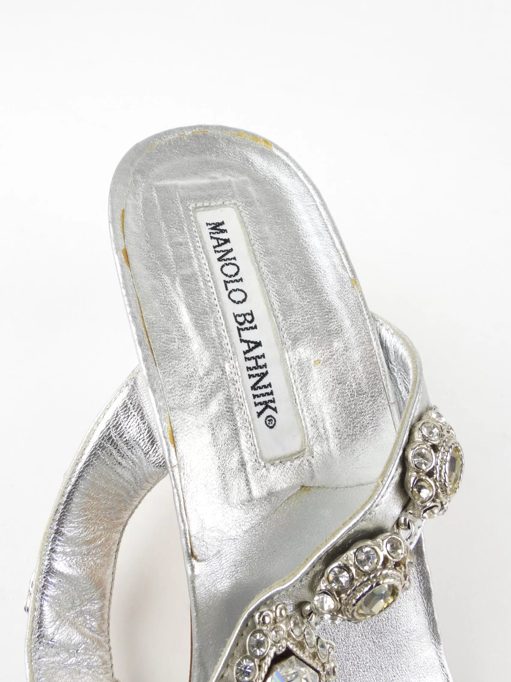 Manolo Blahnik Silver Metallic Leather and Rhinestone Kitten Heel Thong Sandals - 41