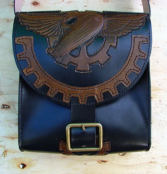 Messenger bag in cow leather steampunk zeplin