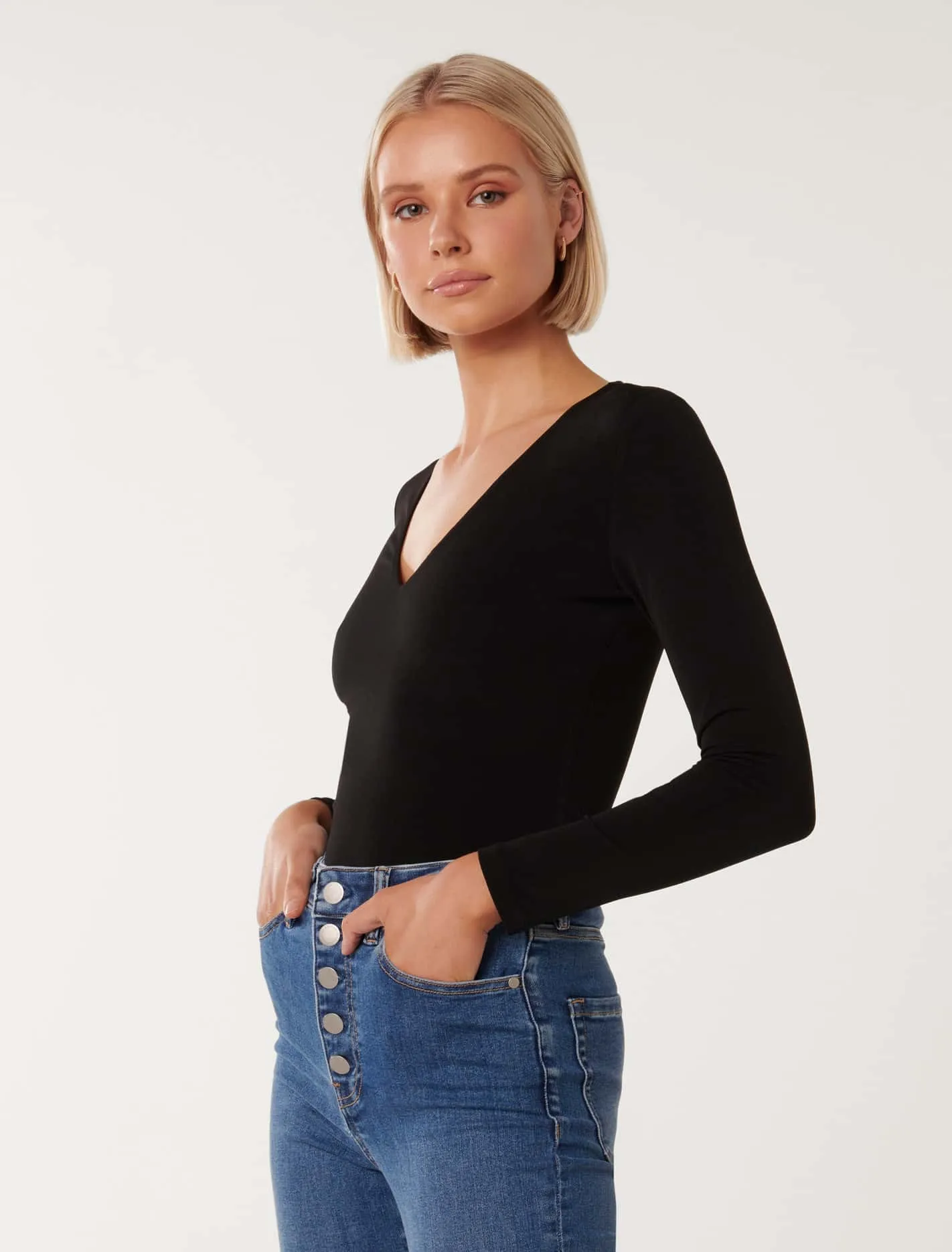 Priya V-Neck Long Sleeve Top