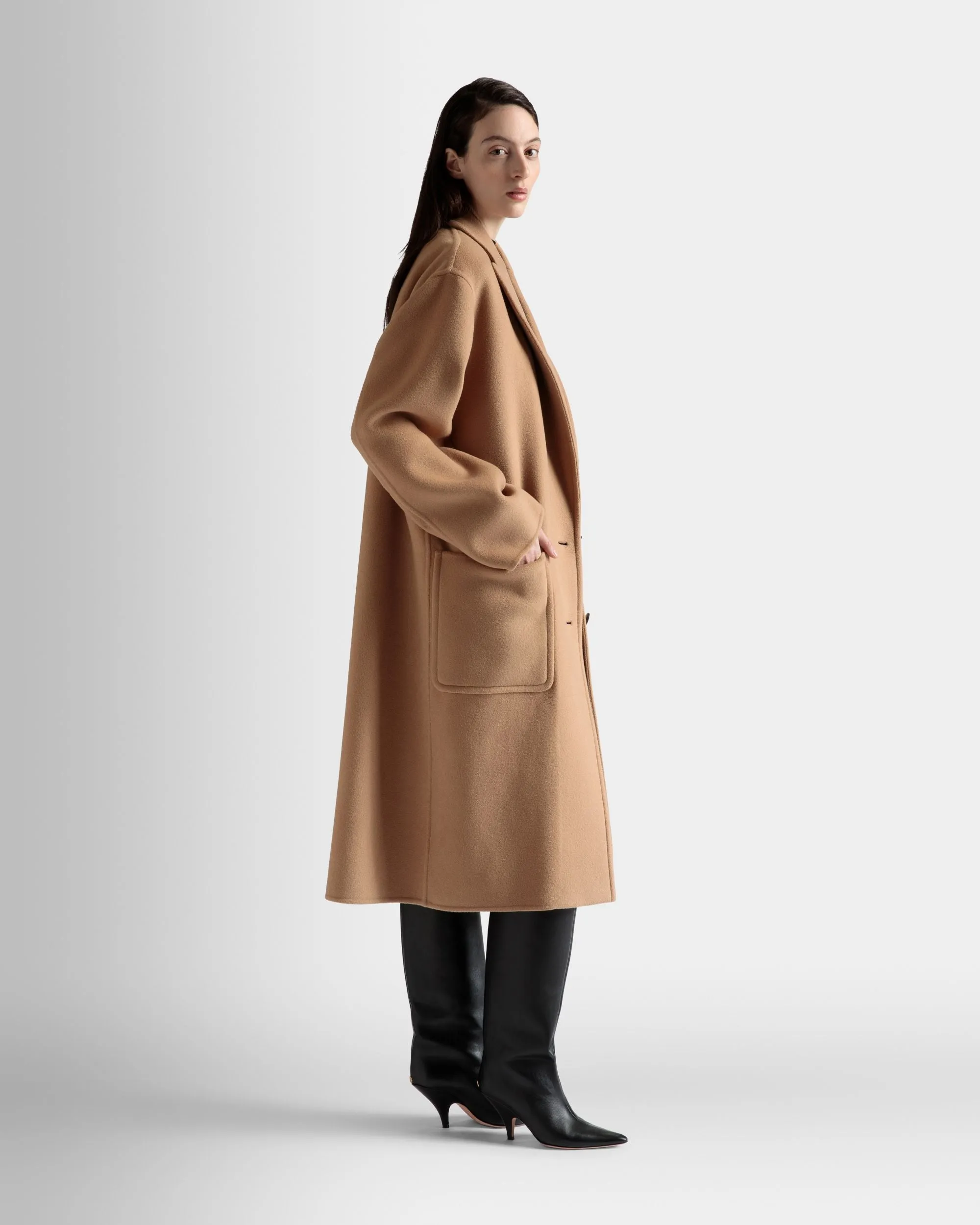 Single-Breasted Coat In Camel Cashmere Wool Mix 