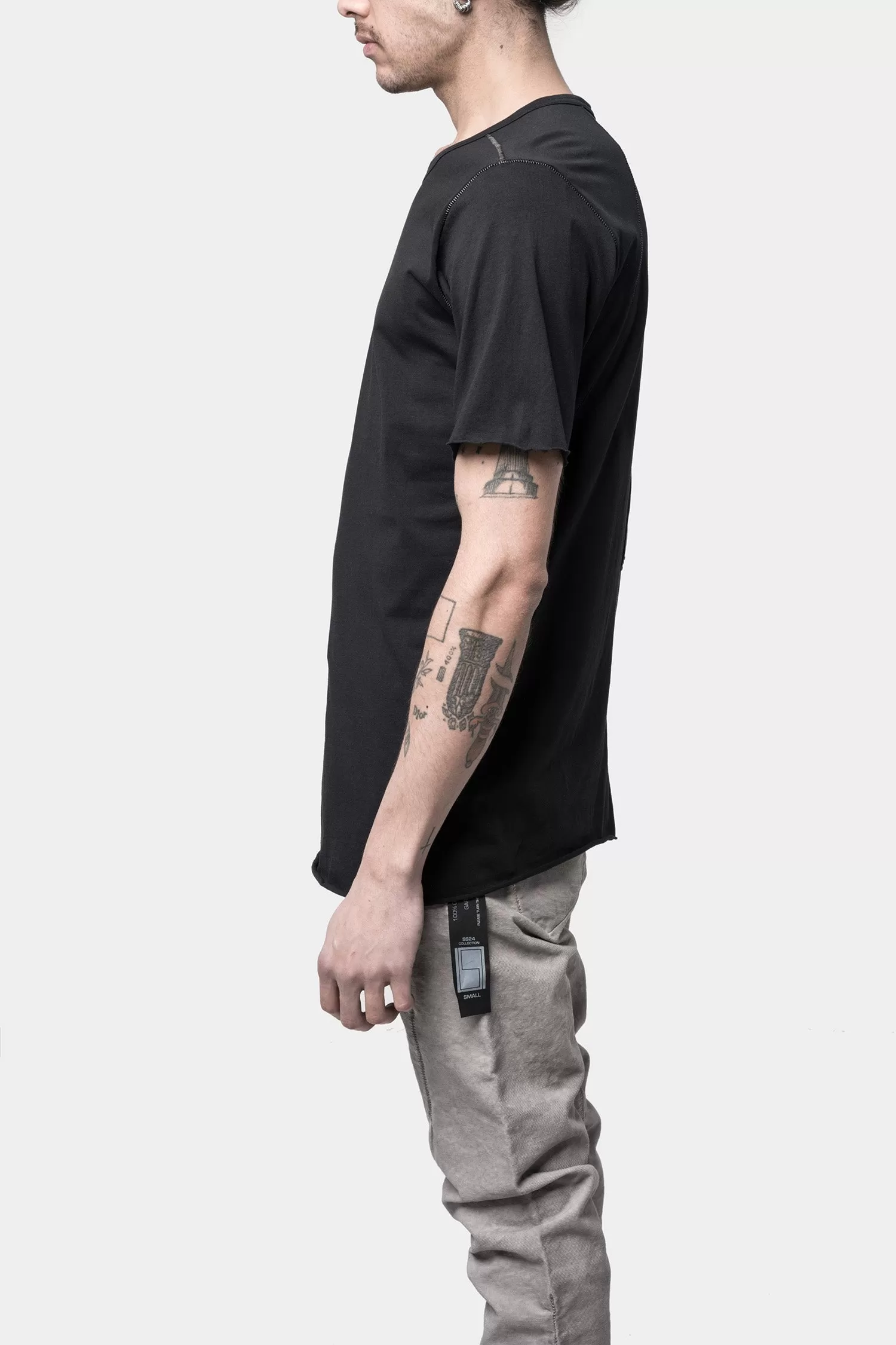 Staple spine detail t-shirt, Noire