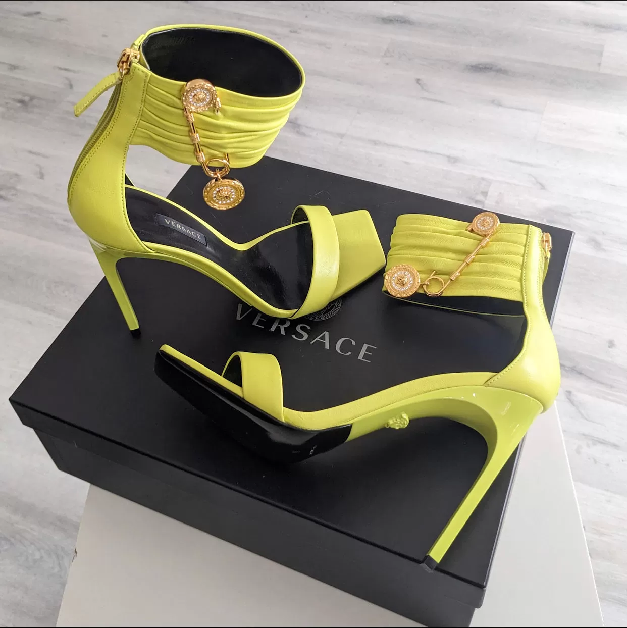 Versace Lime Green Medusa Safety Pin Sandals - EU39