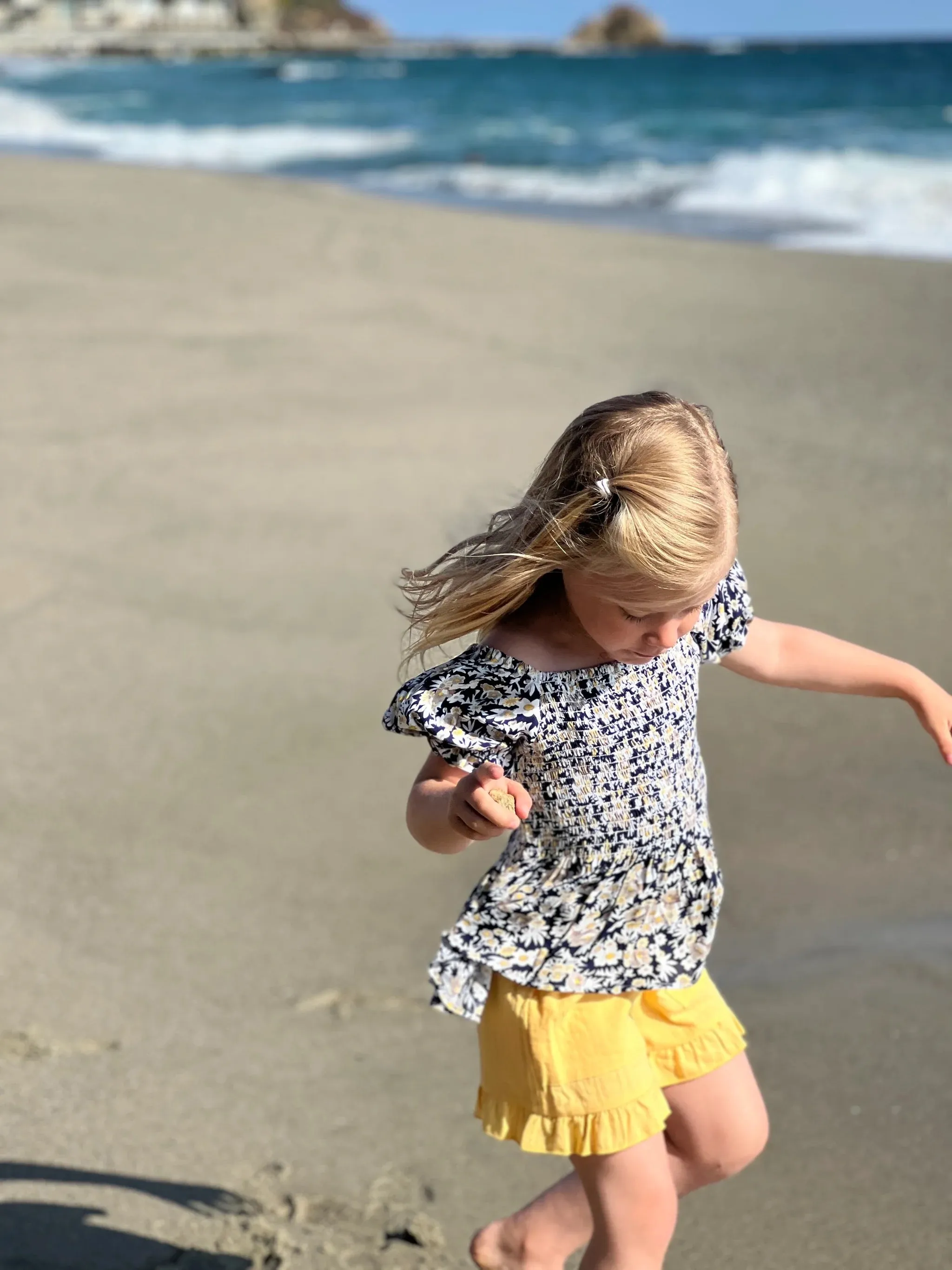 Vignette Eleanor Blouse in Navy Floral